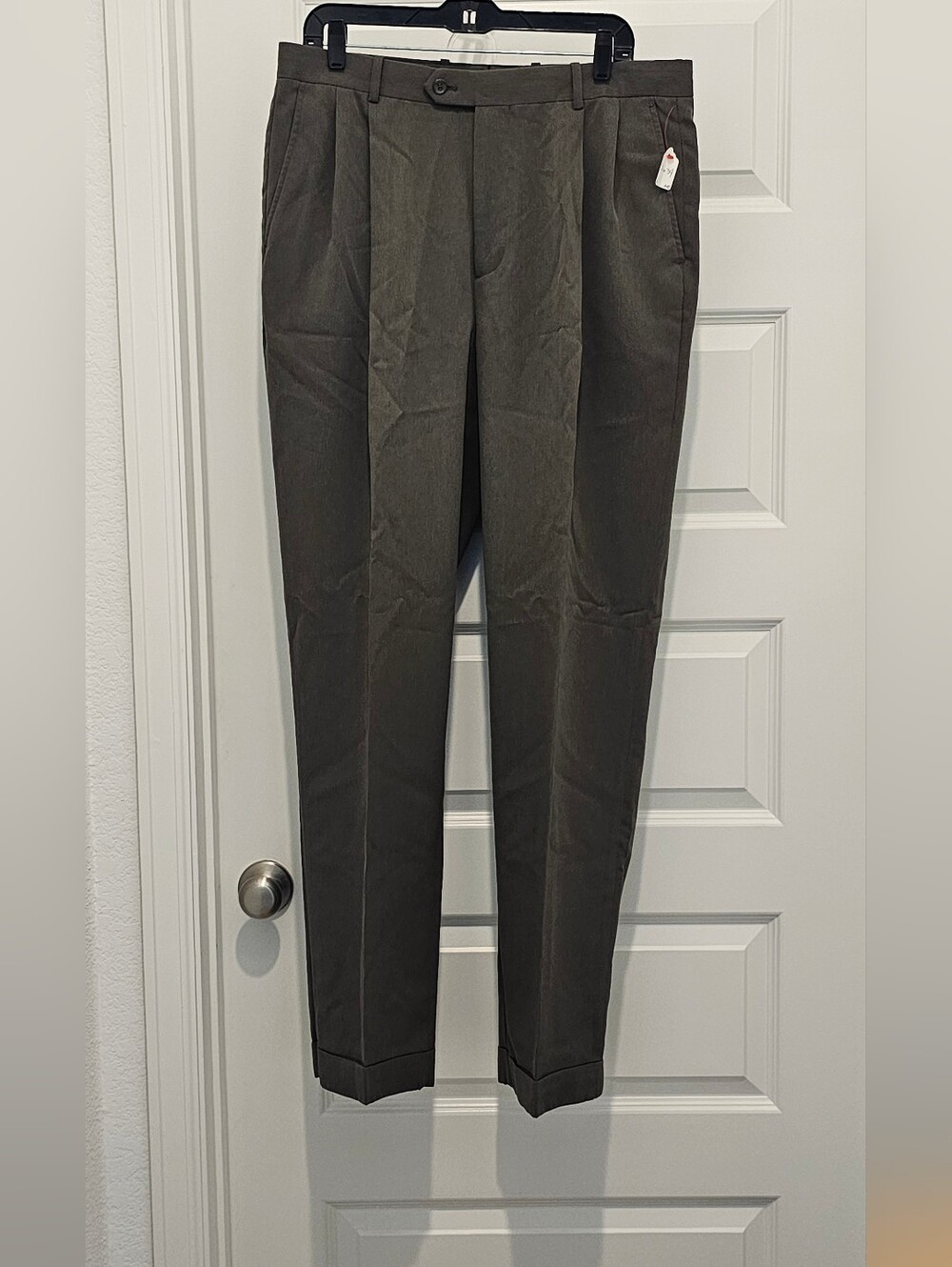 Pronto Uomo Olive Green Pleated Dress Pants 36x34 Cuffed